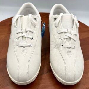Easy Spirit AP1 White Leather Walking Shoes Womens 11 Wide ESAP1 Comfort Travel